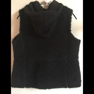 J.Jill SILKY SOFT VEST with hood!